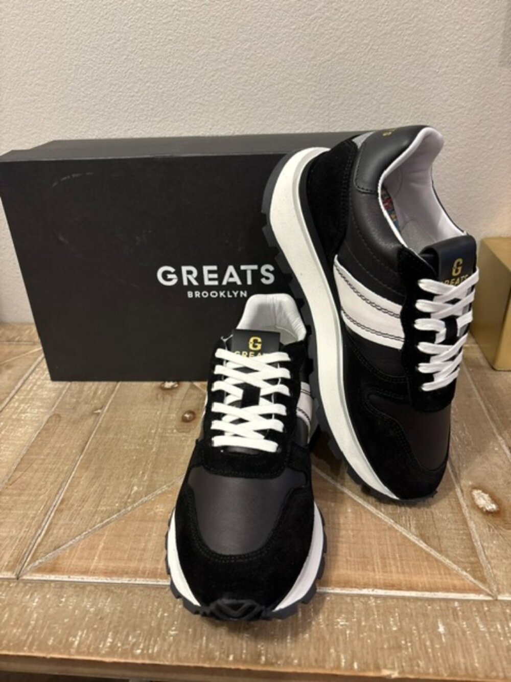 NEW GREATS Brooklyn Greenpoint Runner Black Suede Leather Sneakers Women 7.5